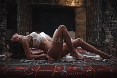 Девушка массажистка Ванесса, салон Эммануэль Девушка массажистка Ванесса, салон Эммануэль